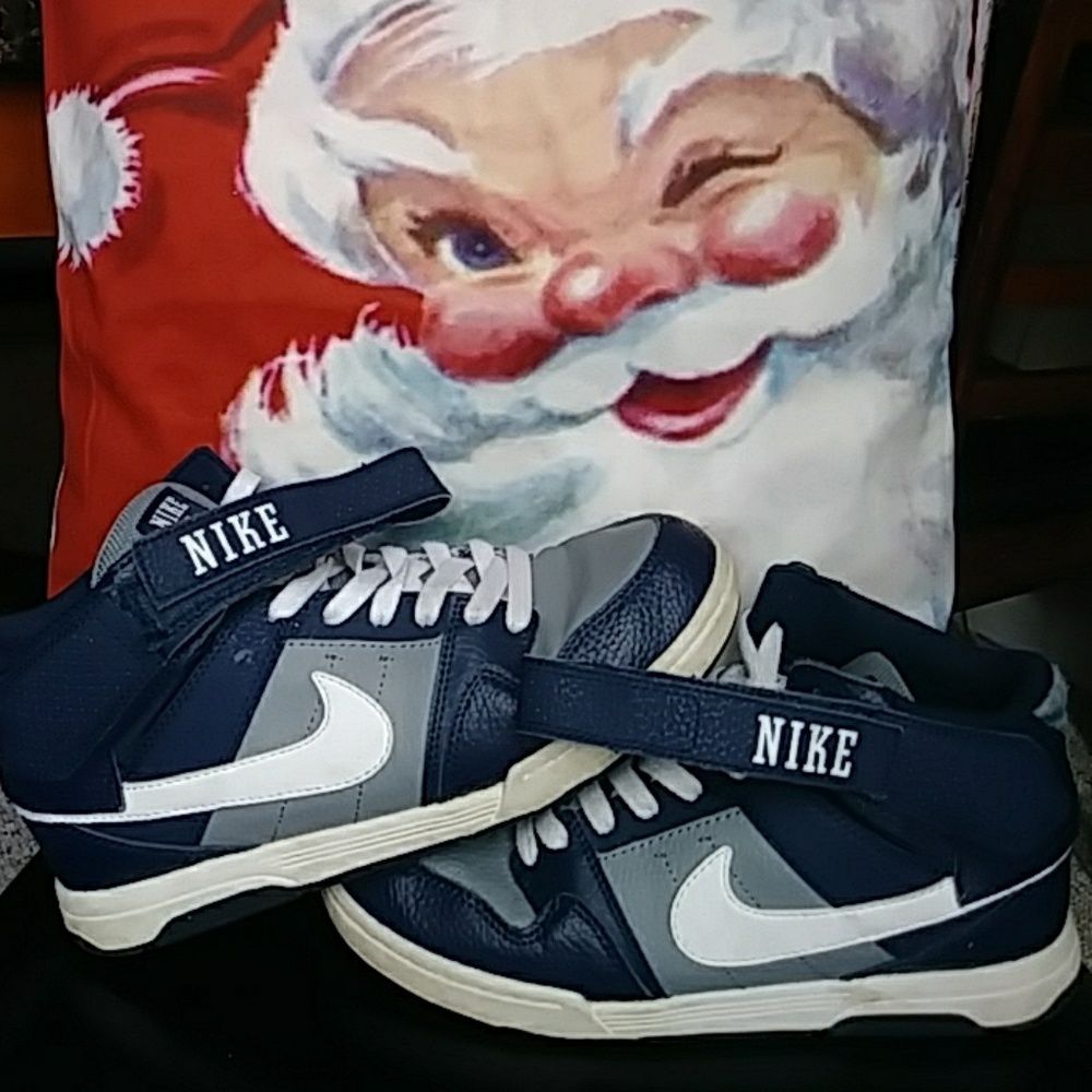 Hightop Nikes
